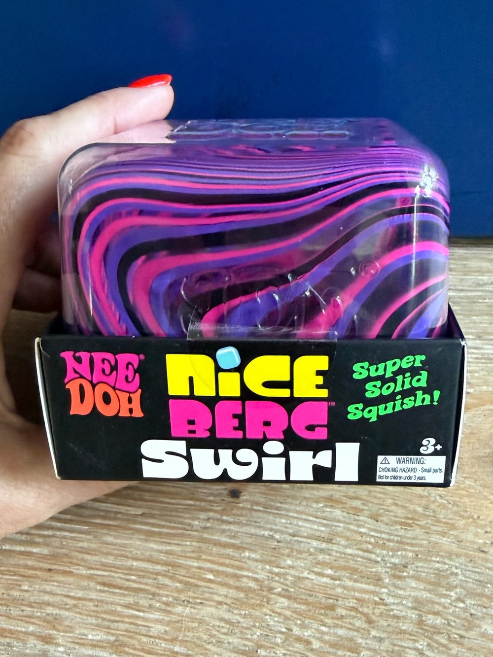 Nice Berg Swirl Super Solid Squish - 🩷💜🖤
